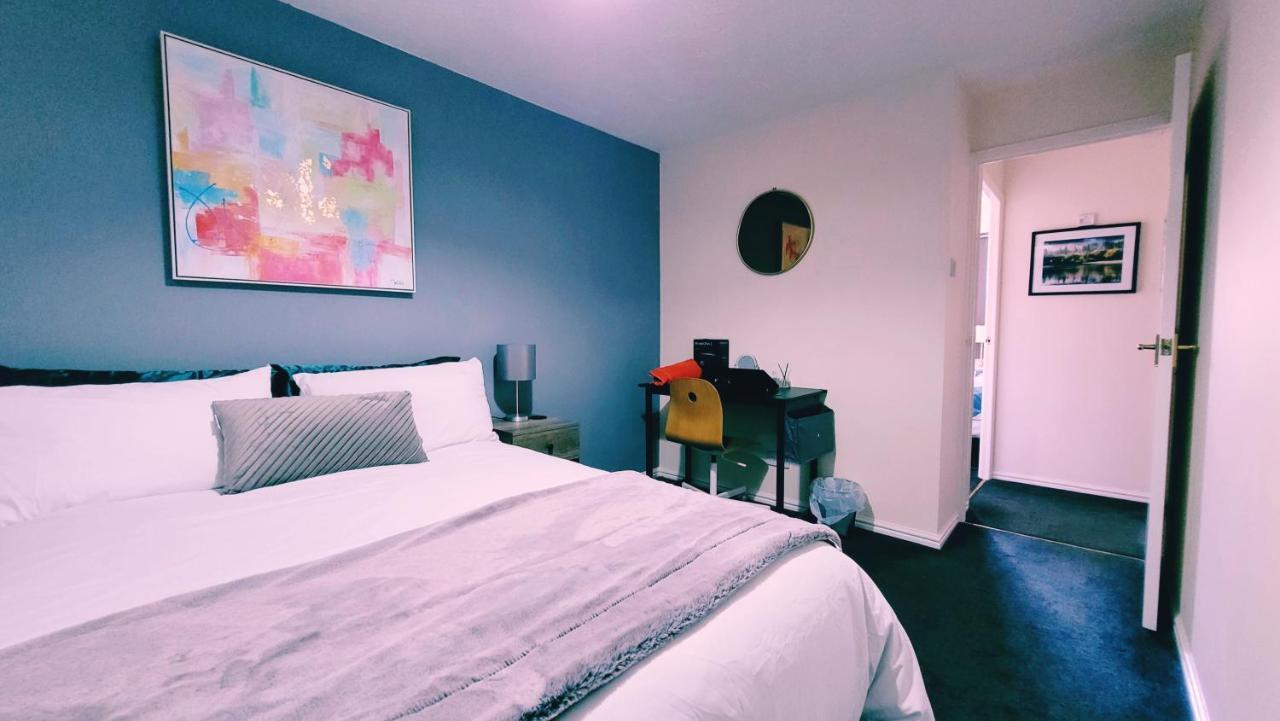 Modern 2 Bed House- Free Parking And Close To The Centre Μπρίστολ Εξωτερικό φωτογραφία